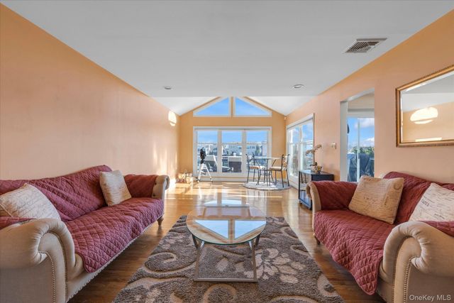 2072 Legion Street, Bellmore, NY 11710