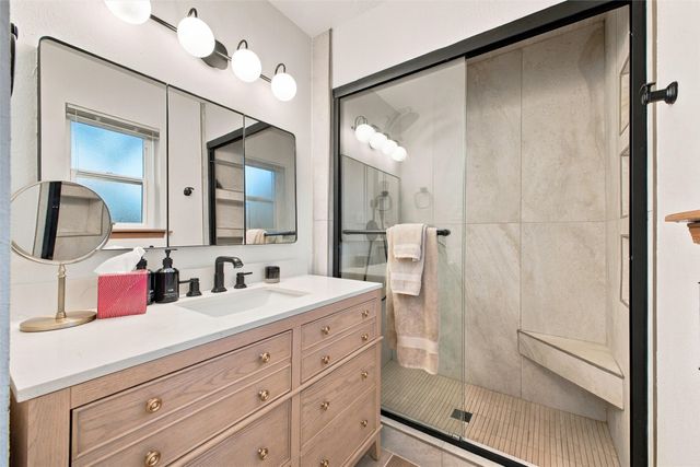 2067 Placita De Quedo, Santa Fe, NM 87505