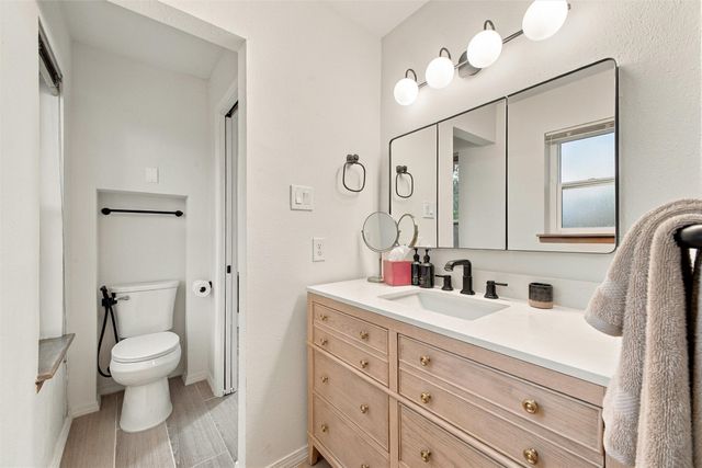 2067 Placita De Quedo, Santa Fe, NM 87505