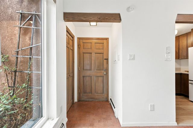 2067 Placita De Quedo, Santa Fe, NM 87505