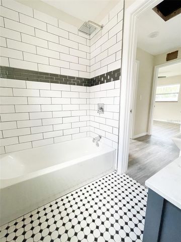 4537 10TH AVENUE S, St Petersburg, FL 33711