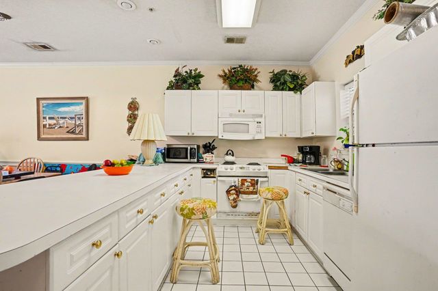 4835 Carnation Cir Apt 104, Myrtle Beach, SC 29577