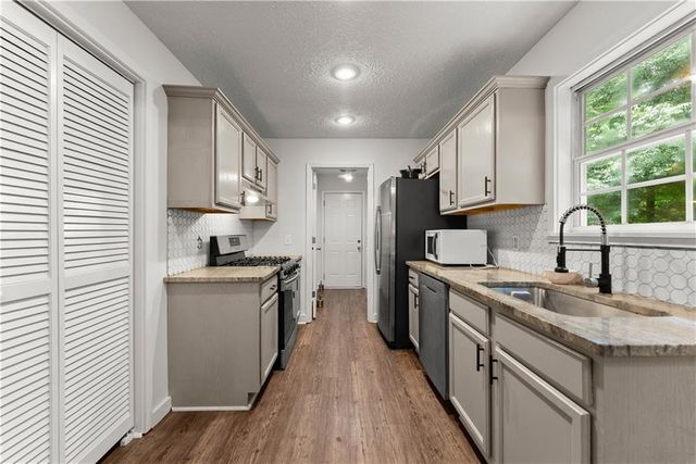 92 Bamby Lane, Ellijay, GA 30540