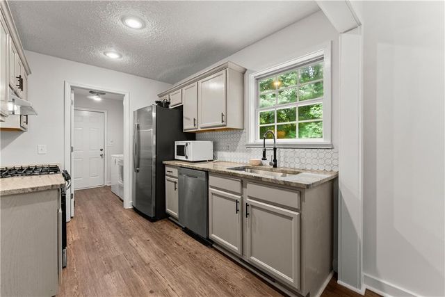 92 Bamby Lane, Ellijay, GA 30540