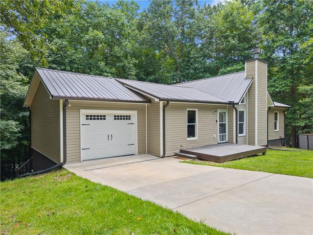 92 Bamby Lane, Ellijay, GA 30540
