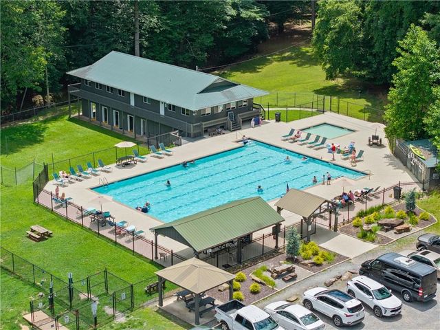 92 Bamby Lane, Ellijay, GA 30540