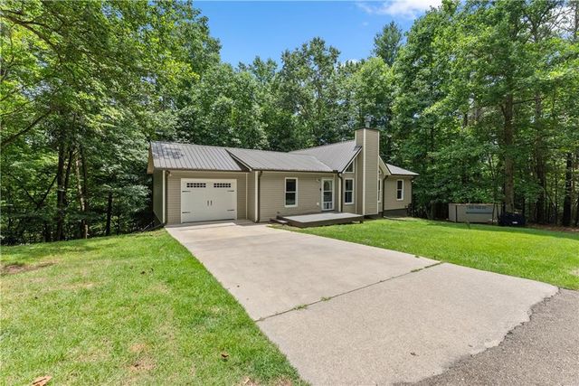 92 Bamby Lane, Ellijay, GA 30540