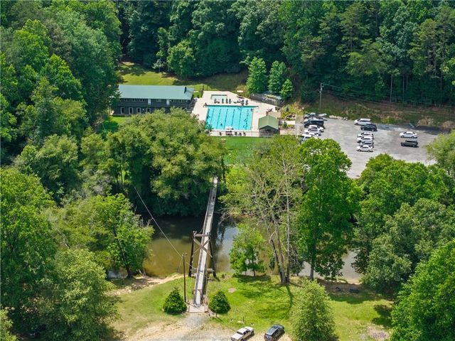 92 Bamby Lane, Ellijay, GA 30540