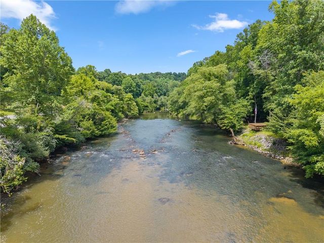 92 Bamby Lane, Ellijay, GA 30540
