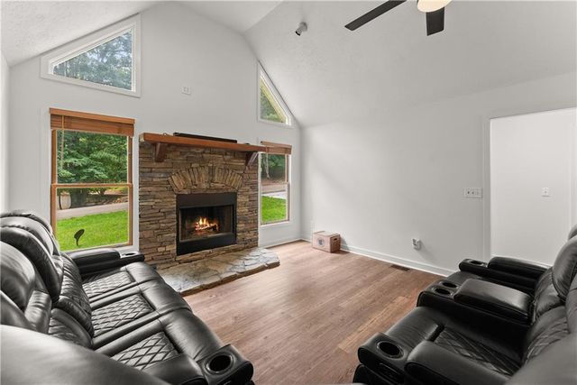 92 Bamby Lane, Ellijay, GA 30540