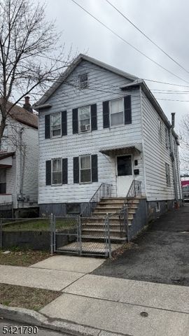 614 S Park St, Elizabeth City, NJ 07206