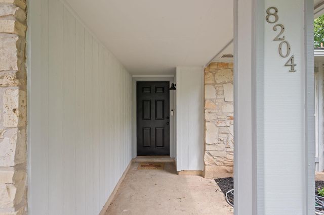 8204 Alcorn CIR, Austin, TX 78748