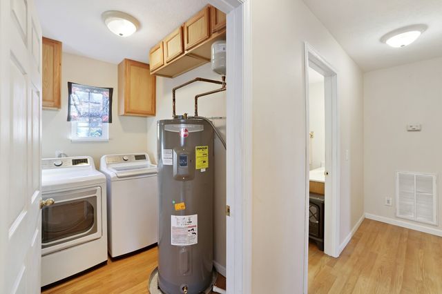 725 Calvert Ridge Rd, Westmoreland, TN 37186