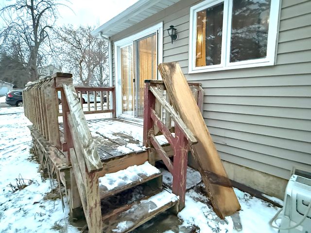 1703 Horeb Avenue, Zion, IL 60099