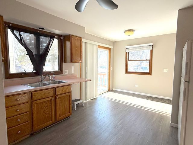 1703 Horeb Avenue, Zion, IL 60099