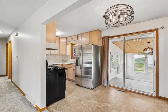621 SE 4th Street, Ankeny, IA 50021