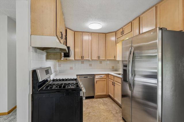 621 SE 4th Street, Ankeny, IA 50021