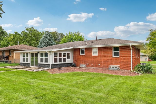 621 SE 4th Street, Ankeny, IA 50021