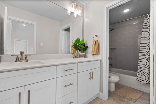 140 Highgate Drive, Venus, TX 76084