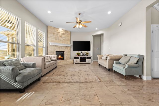 140 Highgate Drive, Venus, TX 76084