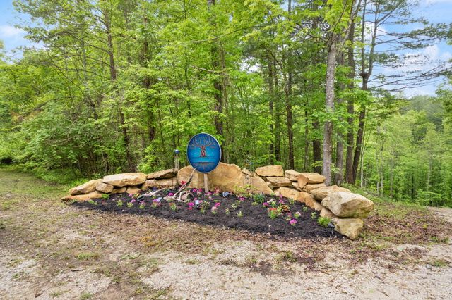 4 Firefly Lane, Campton, KY 41301