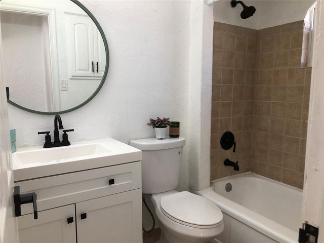 5253 2ND AVENUE N, St Petersburg, FL 33710