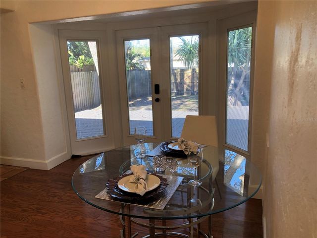 5253 2ND AVENUE N, St Petersburg, FL 33710