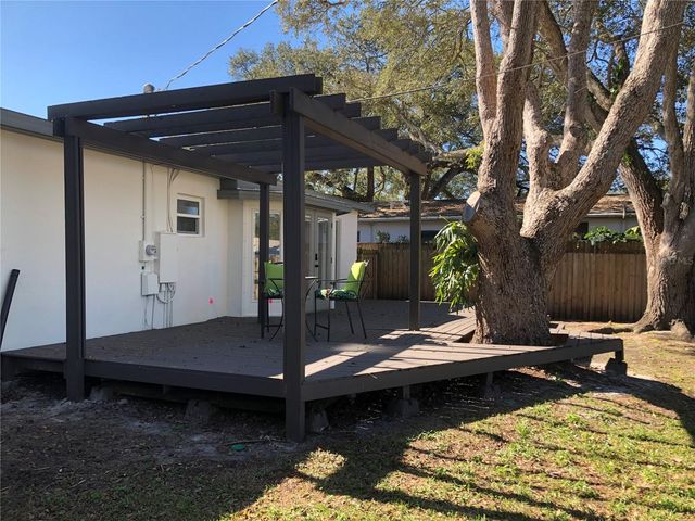 5253 2ND AVENUE N, St Petersburg, FL 33710