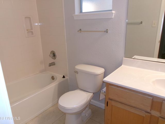 304 ALEX NICHOLAS Court, El Paso, TX 79932