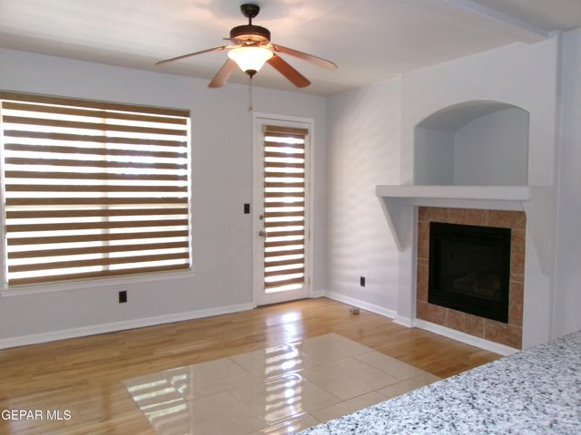 304 ALEX NICHOLAS Court, El Paso, TX 79932