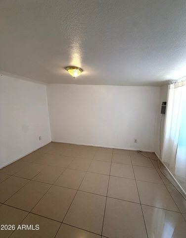 8022 E 6TH Avenue, Mesa, AZ 85208