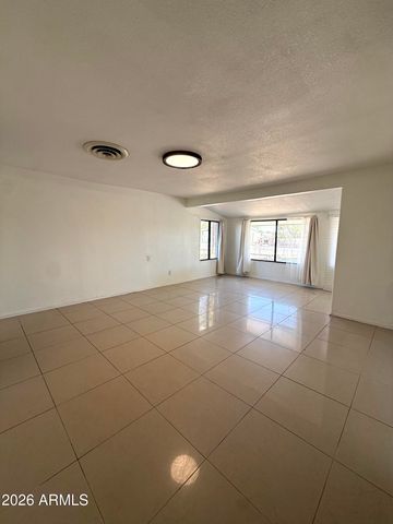 8022 E 6TH Avenue, Mesa, AZ 85208