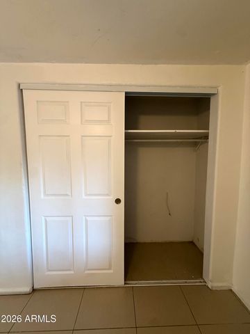 8022 E 6TH Avenue, Mesa, AZ 85208