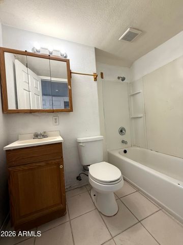8022 E 6TH Avenue, Mesa, AZ 85208