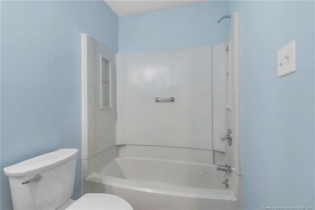 549 Hickorywood Drive, Fayetteville, NC 28314
