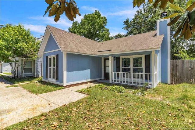 549 Hickorywood Drive, Fayetteville, NC 28314