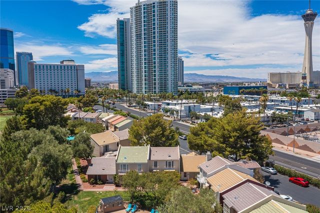 608 Tam O Shanter, Las Vegas, NV 89109