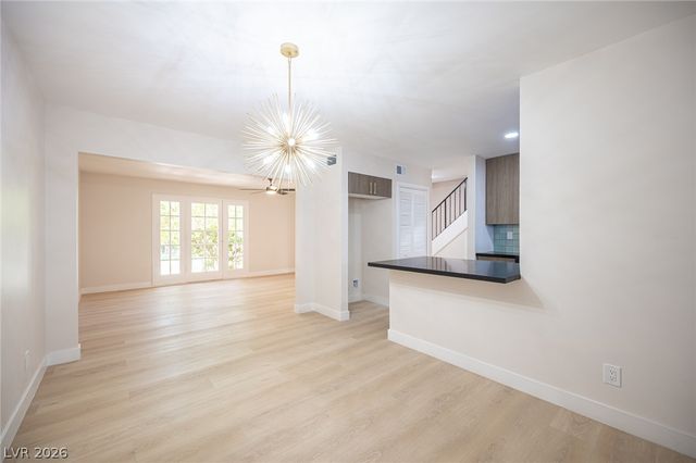 608 Tam O Shanter, Las Vegas, NV 89109