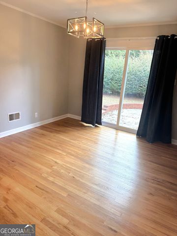 819 Ellenwood Circle W, Macon, GA 31204