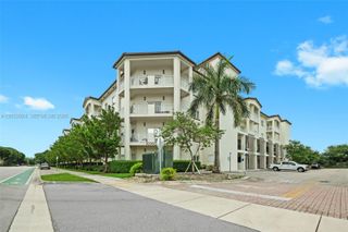10950 NW 82nd St 213, Doral, FL 33178