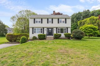 26 Dodge Rd, Sutton, MA 01590