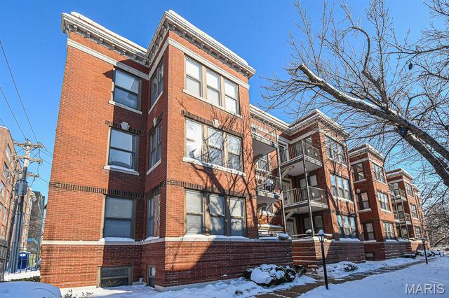 615 Clara Avenue 14, St Louis, MO 63112