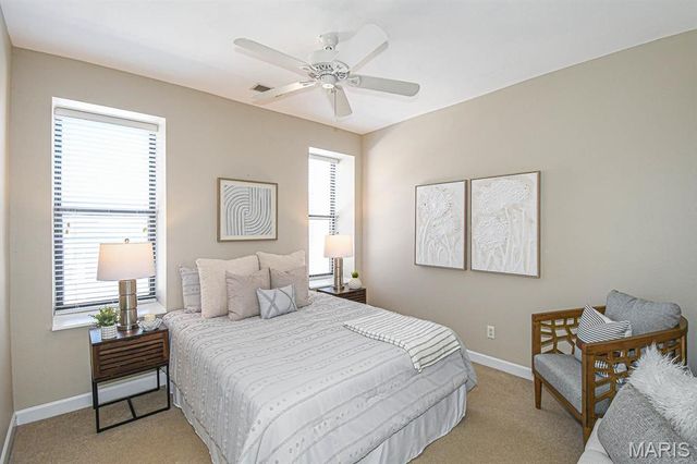 615 Clara Avenue 14, St Louis, MO 63112