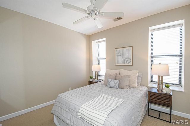 615 Clara Avenue 14, St Louis, MO 63112