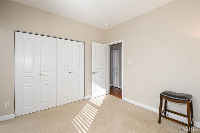 615 Clara Avenue 14, St Louis, MO 63112