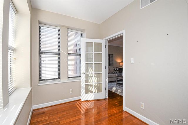 615 Clara Avenue 14, St Louis, MO 63112