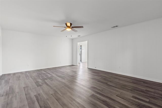 2500 Burnett Drive, Greenville, TX 75402