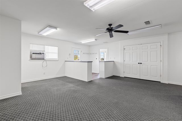 2500 Burnett Drive, Greenville, TX 75402