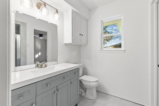 2500 Burnett Drive, Greenville, TX 75402