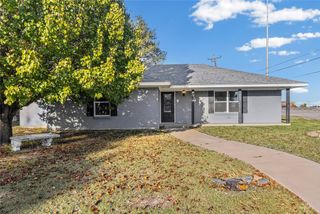 2500 Burnett Drive, Greenville, TX 75402